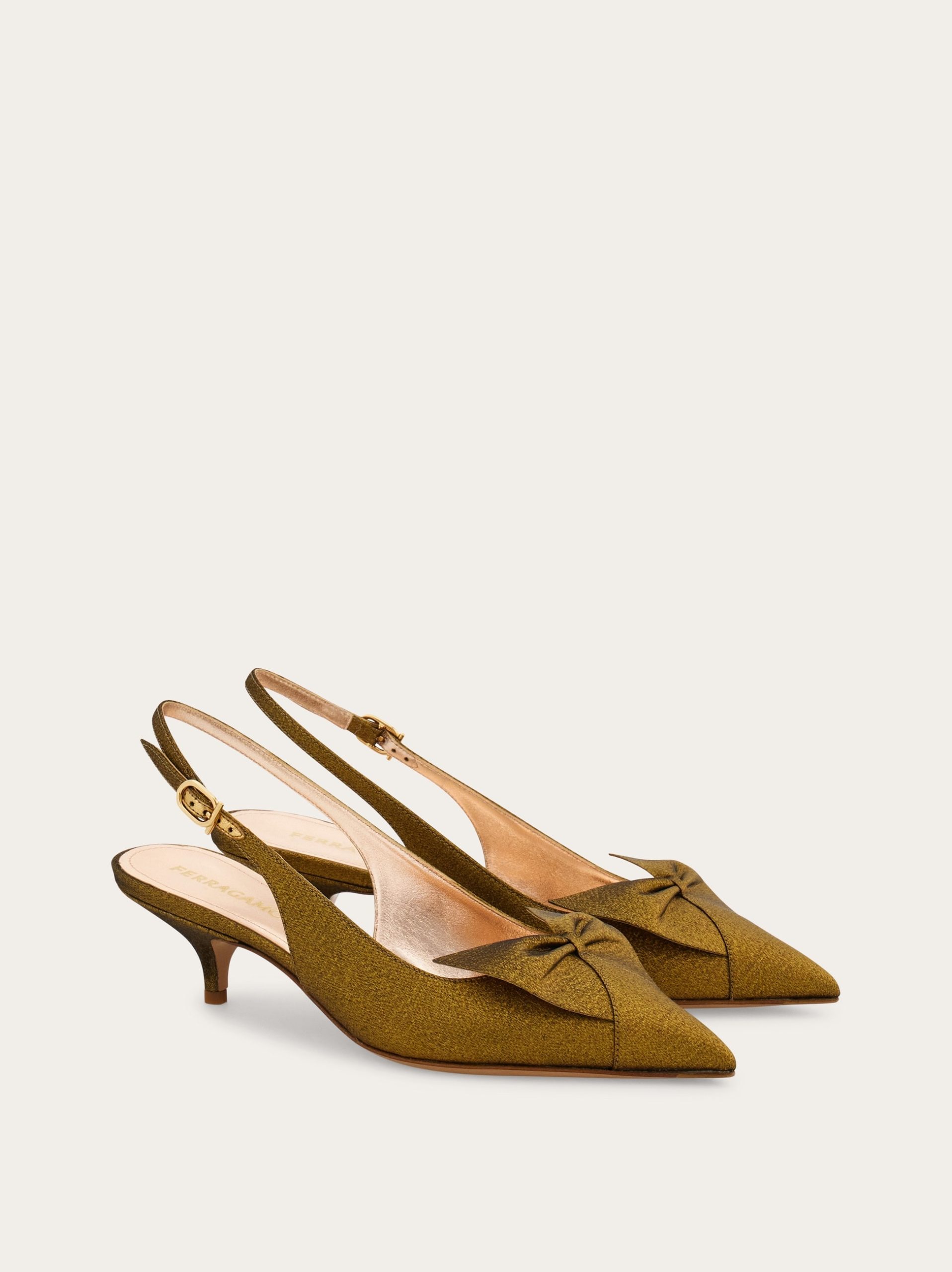 Ferragamo Soft bow slingback pump - Image 7